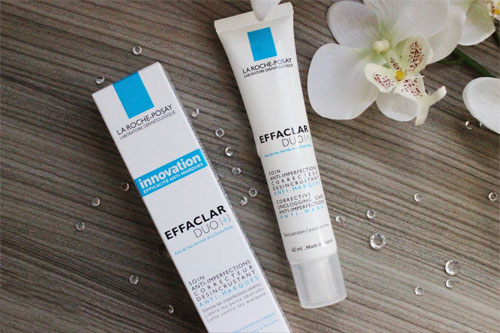 kem trị mụn cám la roche posay